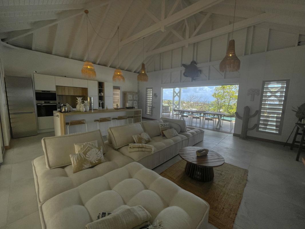 15.Location villa piscine vue mer Saint François Guadeloupe_Espace de vie